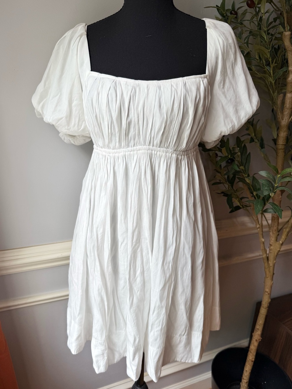 Mustard Seed White Puff Sleeve Mini Dress